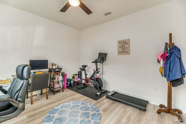 6521 Paso Fino Drive, Bellview, FL 32526