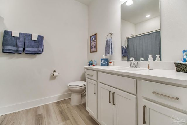 6521 Paso Fino Drive, Bellview, FL 32526