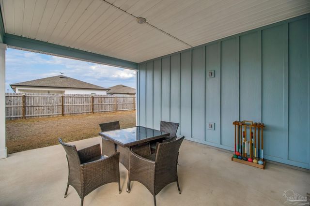 6521 Paso Fino Drive, Bellview, FL 32526