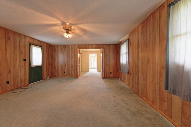 4550 BUDD Drive, Erie, PA 16506