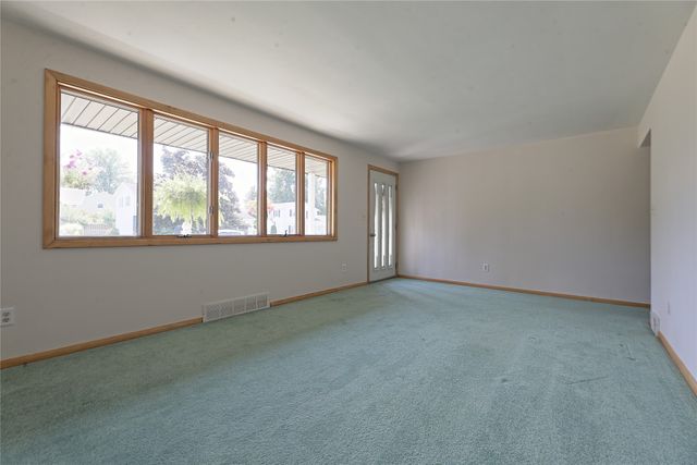 4550 BUDD Drive, Erie, PA 16506