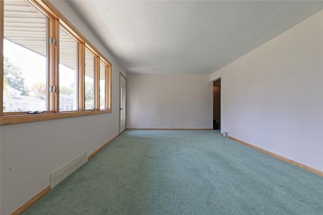 4550 BUDD Drive, Erie, PA 16506