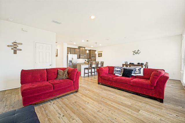 953 Adair Drive, Aubrey, TX 76227