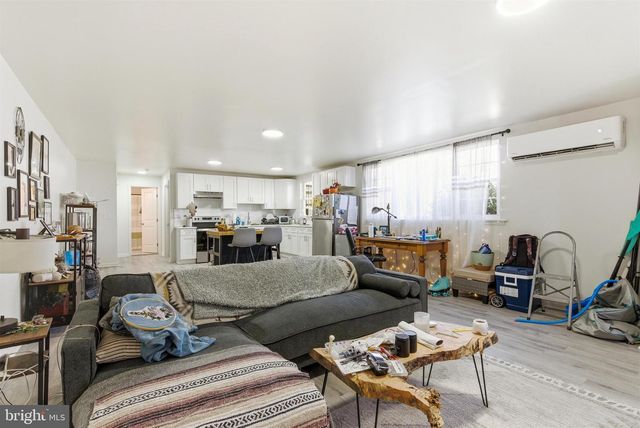 146 WALNUT ST, Mont Clare, PA 19453