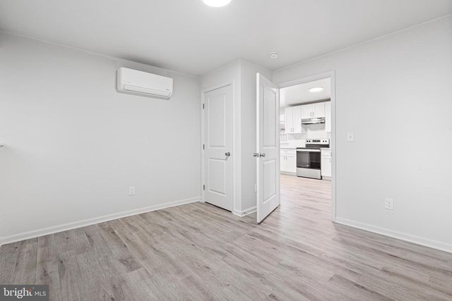 146 WALNUT ST, Mont Clare, PA 19453