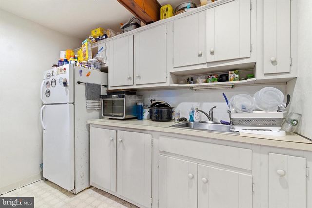 146 WALNUT ST, Mont Clare, PA 19453