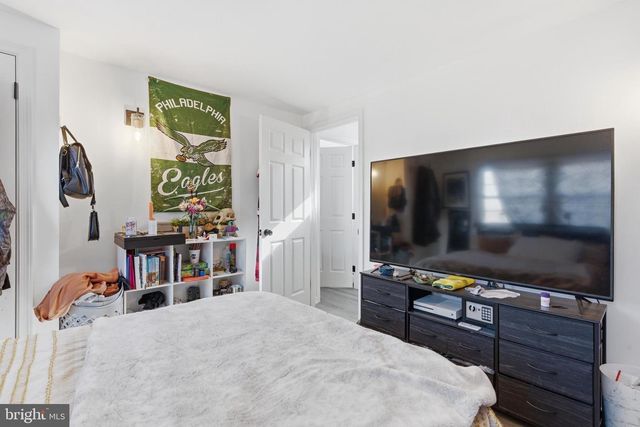 146 WALNUT ST, Mont Clare, PA 19453