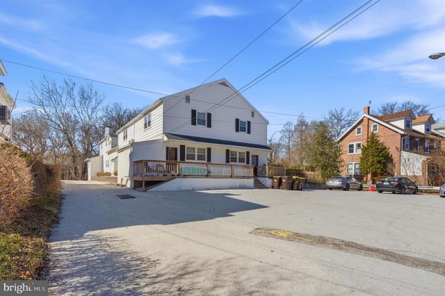 146 WALNUT ST, Mont Clare, PA 19453