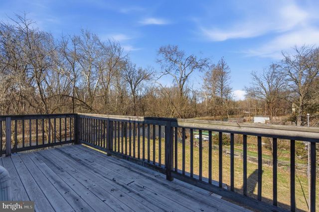 146 WALNUT ST, Mont Clare, PA 19453