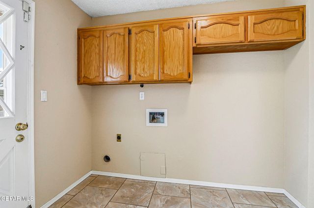 1321 HOOKRIDGE Drive, El Paso, TX 79925