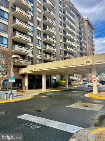 1808 OLD MEADOW RD #1104, Mclean, VA 22102