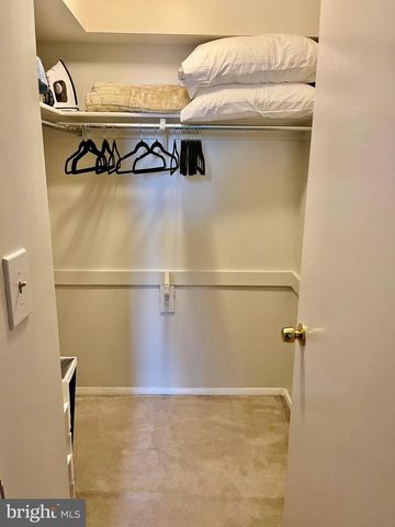 1808 OLD MEADOW RD #1104, Mclean, VA 22102