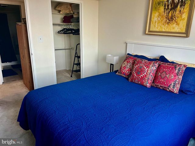 1808 OLD MEADOW RD #1104, Mclean, VA 22102