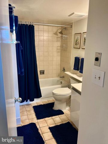 1808 OLD MEADOW RD #1104, Mclean, VA 22102