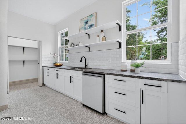 1532 N PEARL Street, Jacksonville, FL 32206