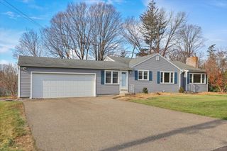8 Ronal Drive, Berlin, CT 06037