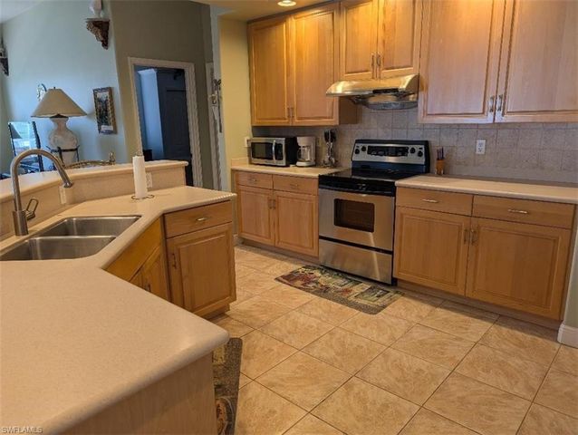 161 SE 17th ST, Cape Coral, FL 33990
