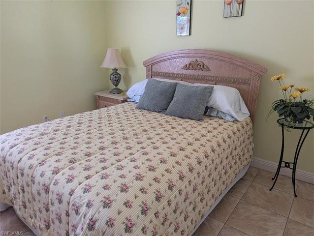 161 SE 17th ST, Cape Coral, FL 33990