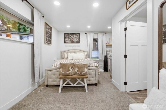 2405 Sunrise Street, Kelso, WA 98626