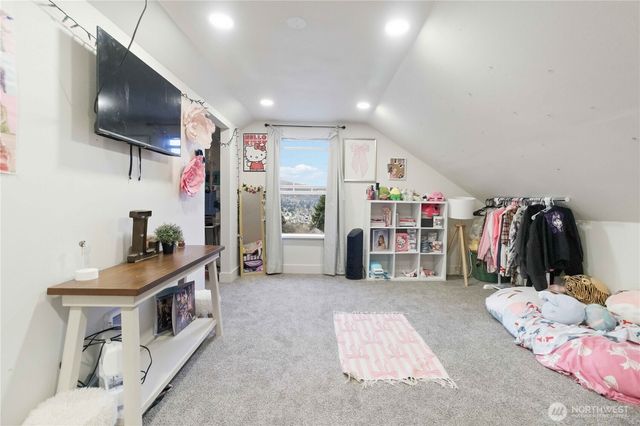 2405 Sunrise Street, Kelso, WA 98626