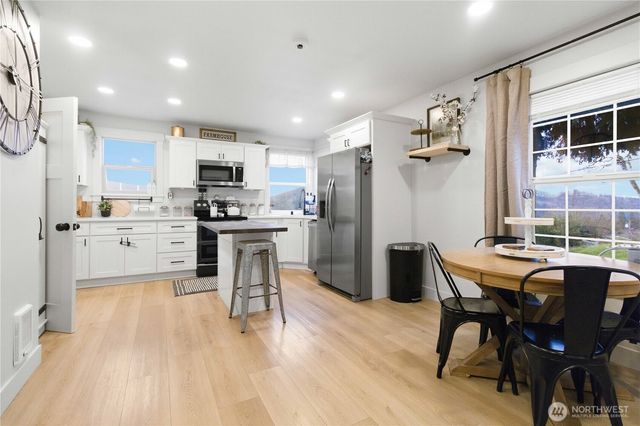 2405 Sunrise Street, Kelso, WA 98626