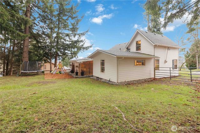 2405 Sunrise Street, Kelso, WA 98626
