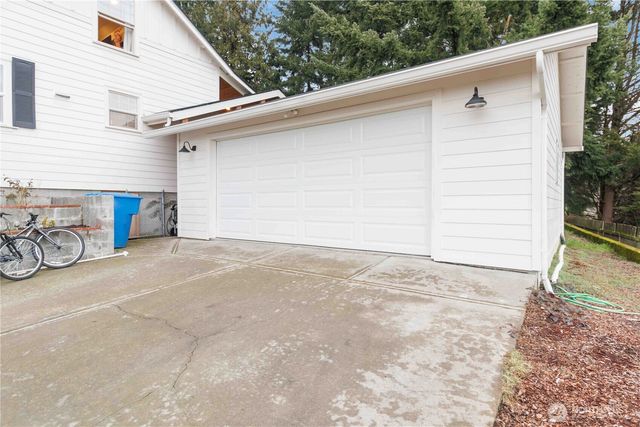 2405 Sunrise Street, Kelso, WA 98626