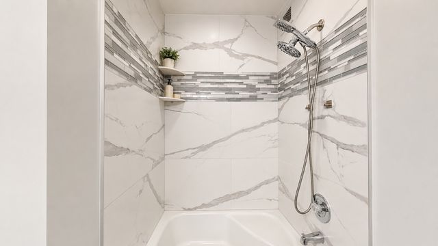8815 W Golf Road 8F, Niles, IL 60714