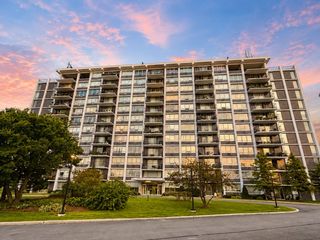 8815 W Golf Road 8F, Niles, IL 60714