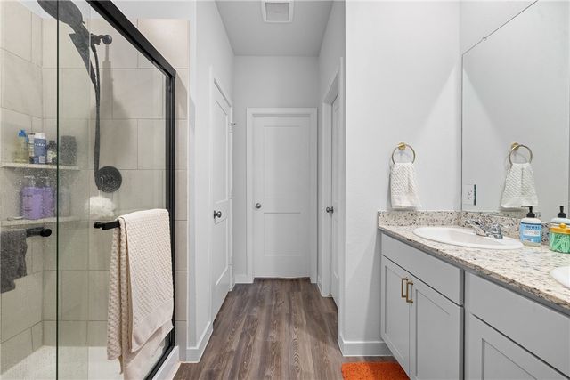 2402 River Way Drive, Navasota, TX 77868