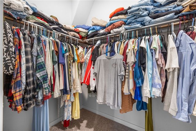 2402 River Way Drive, Navasota, TX 77868