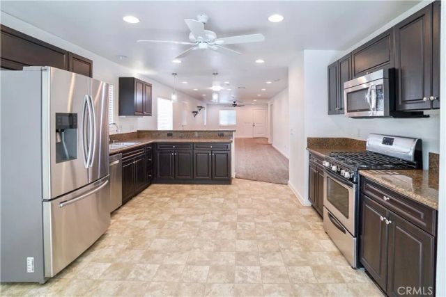 818 E Washington Avenue, San Jacinto, CA 92583