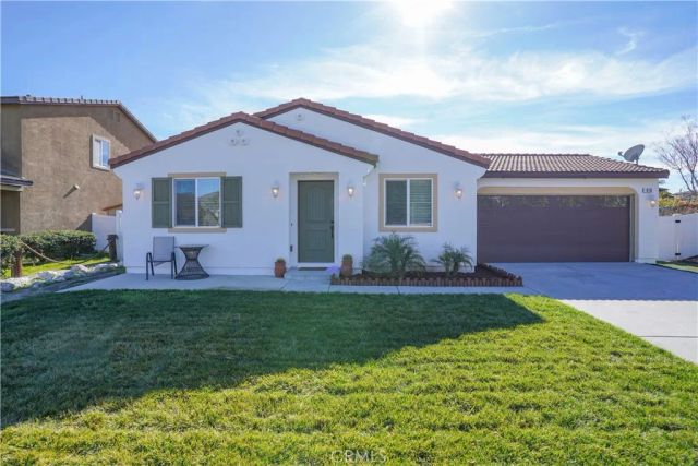 818 E Washington Avenue, San Jacinto, CA 92583