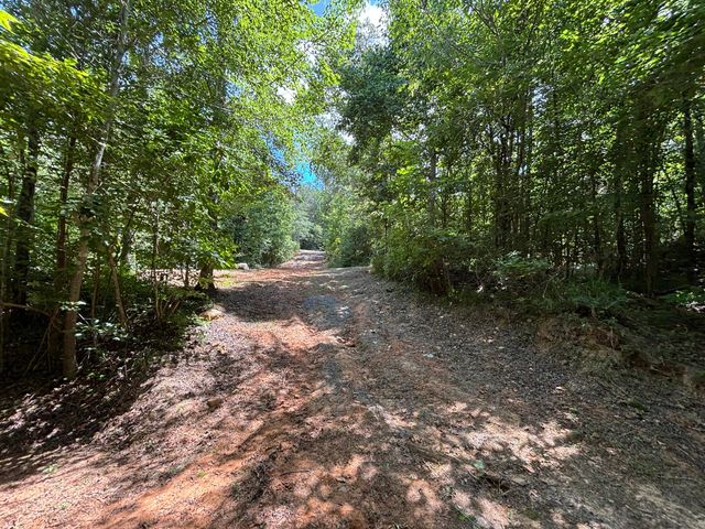 1 Mullins Cove Road, Whitwell, TN 37397