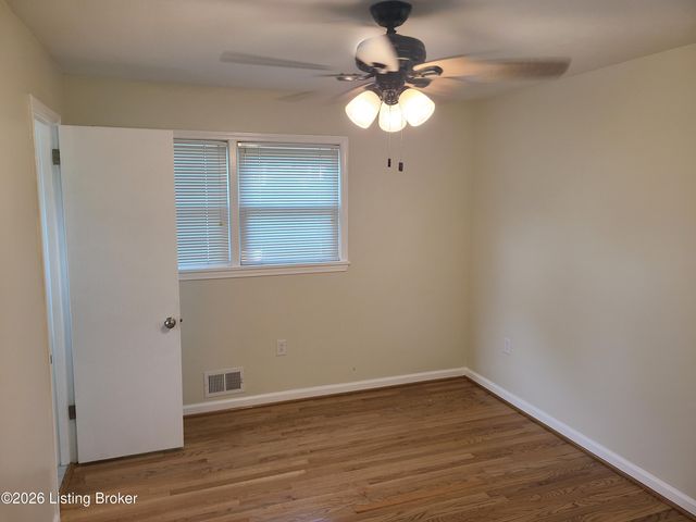 7316 Windemere Dr, Louisville, KY 40214