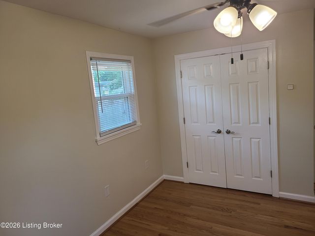 7316 Windemere Dr, Louisville, KY 40214
