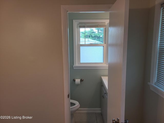 7316 Windemere Dr, Louisville, KY 40214
