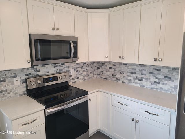 7316 Windemere Dr, Louisville, KY 40214