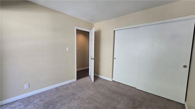 5002 South Rainbow Boulevard 103, Las Vegas, NV 89118