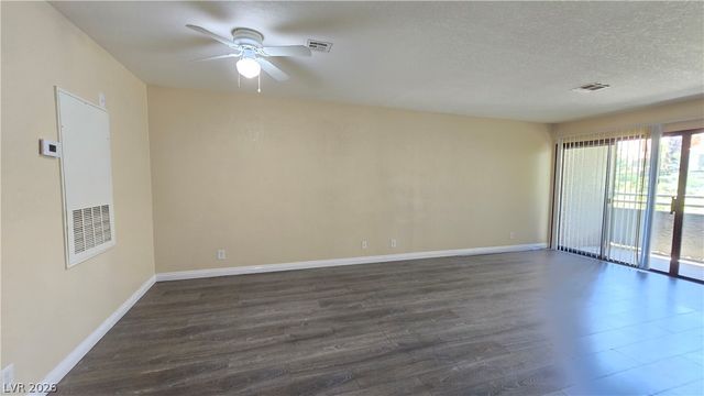 5002 South Rainbow Boulevard 103, Las Vegas, NV 89118