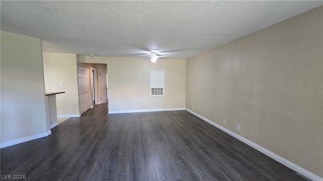 5002 South Rainbow Boulevard 103, Las Vegas, NV 89118