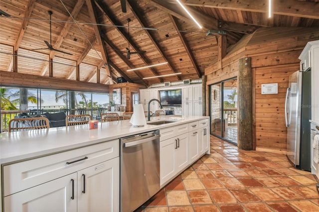 7147 LA LENAIRE DRIVE, Longboat Key, FL 34228