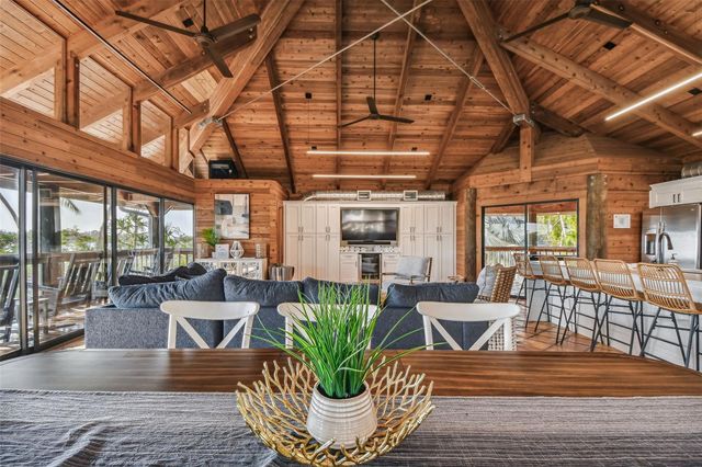 7147 LA LENAIRE DRIVE, Longboat Key, FL 34228