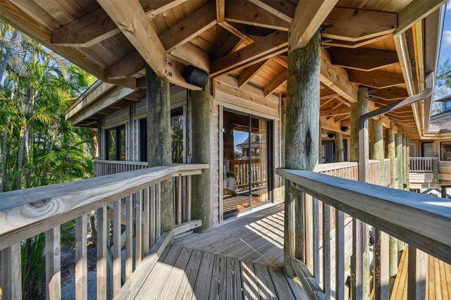 7147 LA LENAIRE DRIVE, Longboat Key, FL 34228