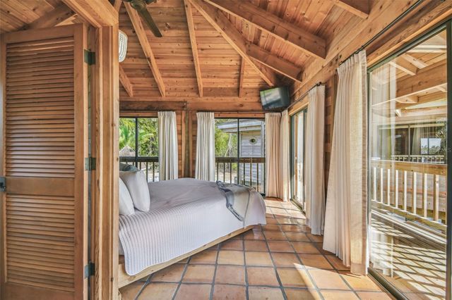 7147 LA LENAIRE DRIVE, Longboat Key, FL 34228