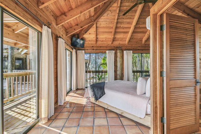 7147 LA LENAIRE DRIVE, Longboat Key, FL 34228