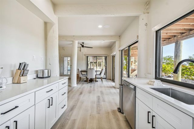 7147 LA LENAIRE DRIVE, Longboat Key, FL 34228