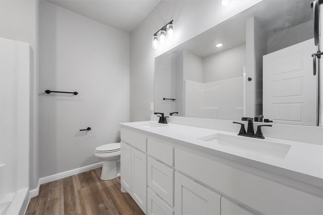 711 N College Street, West, TX 76691