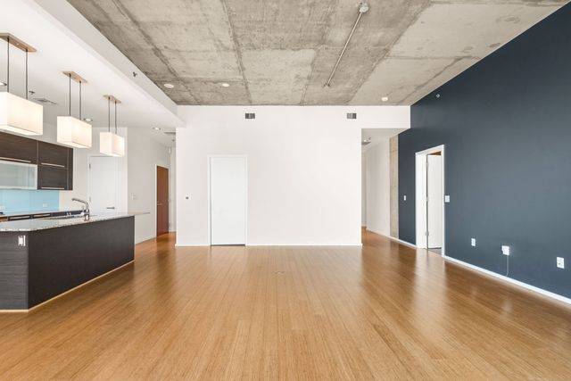 700 12th Ave S Unit 1411, Nashville, TN 37203