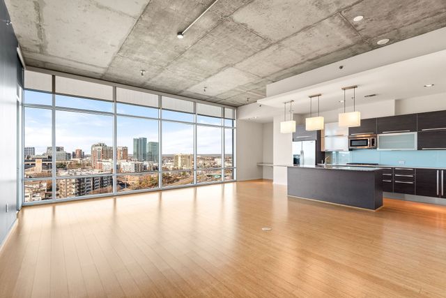 700 12th Ave S Unit 1411, Nashville, TN 37203